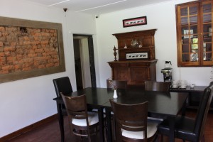 Dinning Room (2)